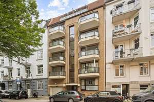 Charmant gelegenes Gesamtpaket mit Aufzug, Balkon & Tiefgarage! – Die vollständige Adresse der Immobilie erhältst du vom Anbieter., 22085 Uhlenhorst, Hamburg – Vorschaubild 2