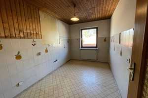 Haus im Dornröschenschlaf mitten in der Stadt Tirschenreuth – Tirschenreuth (Kreis) – Vorschaubild 6
