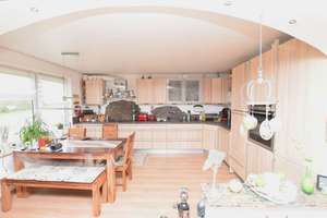 Südstadt: Gepflegtes, großes Haus mit 3 Wohnungen, Garten + Garage ... – Die vollständige Adresse der Immobilie erhältst du vom Anbieter., 38126 Südstadt-Rautheim-Mascherode, Braunschweig – Vorschaubild 3