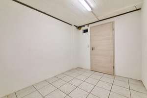 ONLY 10 MINUTES TO CLAY! Approx. 150 m² townhouse with 5-room, 4-bed, garden + garage *Pets allowed* – Die vollständige Adresse der Immobilie erhältst du vom Anbieter., 55246 Mainz-Kostheim, Wiesbaden – Vorschaubild 20