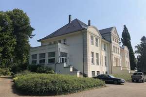 Exklusives Herrenhaus - eine einzigartige Gelegenheit: Historisches Anwesen in der Nähe zur Ostsee – Die vollständige Adresse der Immobilie erhältst du vom Anbieter., 18236 Kröpelin – Vorschaubild 4