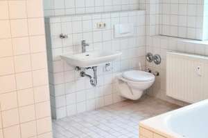 VERKAUFT ! ! 2-Fam.Haus auch Wohnen und Arbeiten mitten im Park in der Regenburger Innenstadt – Die vollständige Adresse der Immobilie erhältst du vom Anbieter., 93047 Innenstadt, Regensburg – Vorschaubild 23