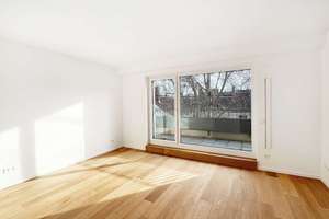 Einzigartiges Penthouse - Lichtdurchflutet | 2 Bäder | 70m2 Wohnzimmer – Die vollständige Adresse der Immobilie erhältst du vom Anbieter., 10245 Friedrichshain, Berlin – Vorschaubild 2