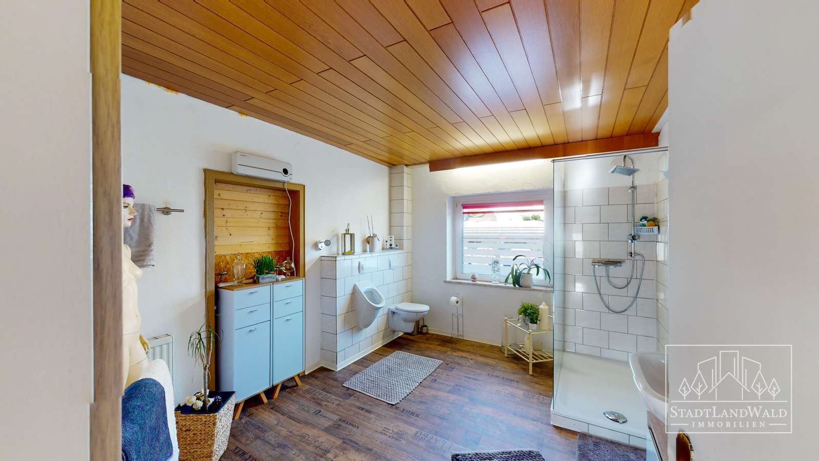 Immobilie in Fischbach bei Dahn - Geräumige Doppelhaushälfte mit Garage, Terrasse und Garten in Fischbach - Bild 4