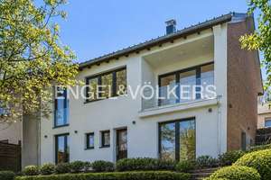 Vollständig saniertes Einfamilienhaus mit sehr guter Energieeffizienzklasse – Die vollständige Adresse der Immobilie erhältst du vom Anbieter., 51429 Herkenrath, Bergisch Gladbach – Vorschaubild 1