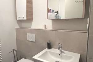 Lage, Grundriss, Preis - bezugsfreie 2-Zimmer-Wohnung – Chausseestraße 122, 10115 Mitte (Ortsteil), Berlin – Vorschaubild 11