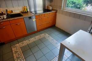 Möbliertes WG-Zimmer nahe der Uni Stuttgart
 – Alpenrosenstraße 18, 70563 Vaihingen-Mitte, Stuttgart – Vorschaubild 6
