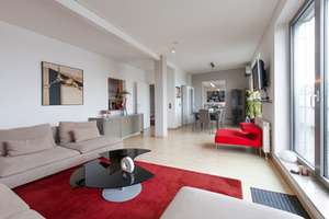 Moderne, voll möblierte 2-Zimmer-Penthousewohnung in Darmstadt-Bessungen mit 2 Balkonen – Die vollständige Adresse der Immobilie erhältst du vom Anbieter., 64285 Bessungen, Darmstadt – Vorschaubild 3
