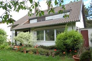 Tolle Lage mit Garten!