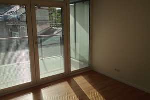 helle 2 Zimmer mit Balkon, Bonn nähe Post, Telekom inkl. Hausmeisterservice – Bernkasteler Straße 1, 53175 Friesdorf, Bonn – Vorschaubild 7
