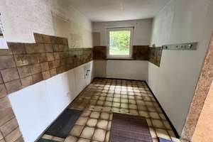 Sanierungsbedürftiges Mehrfamilienhaus in Etzelwang – 92268 Etzelwang – Vorschaubild 3