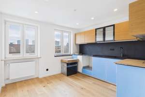 Stilvolle Maisonettewohnung mit 4,5 Zimmern und hochwertiger Sanierung in begehrter Lage – Die vollständige Adresse der Immobilie erhältst du vom Anbieter., 80807 Milbertshofen, München – Vorschaubild 7
