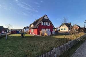 Voll möbliertes großes Reetdach-Ferienhaus  Wellnessoase in Ostseenähe & guter Vermietungsauslastung – Die vollständige Adresse der Immobilie erhältst du vom Anbieter., 23968 Zierow – Vorschaubild 10