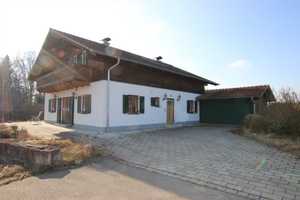Schönes Einfamilienhaus mit altem Sacherl (Denkmalschutz) in schöner Alleinlage - 661 – Rottal-Inn (Kreis) – Vorschaubild 1