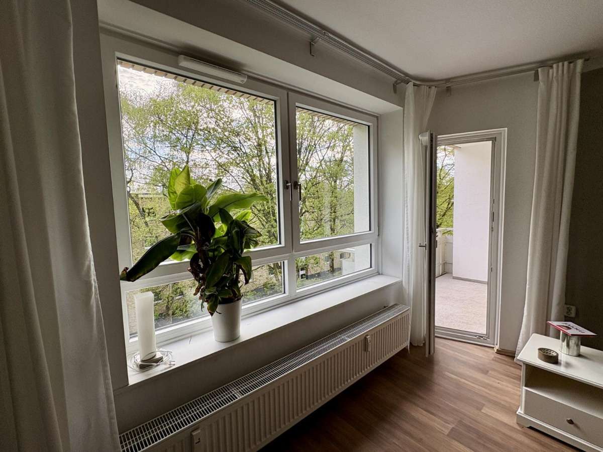 2,5-Zimmer-Eigentumswohnung mit Balkon in begehrter Lage von Hamburg-Hohenfelde, Hamburg – Bild 4