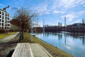 Ruhig gelegene 2-Zimmer-Wohnung mit Blick auf die Spree – ideal für Anleger und Eigennutzer – Die vollständige Adresse der Immobilie erhältst du vom Anbieter., 12459 Oberschöneweide, Berlin – Vorschaubild 5