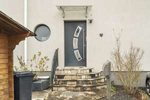 Modernisiertes Zweifamilienhaus | Dachterrasse | vielseitige Nutzung – Die vollständige Adresse der Immobilie erhältst du vom Anbieter., 50767 Pesch, Köln – Vorschaubild 10