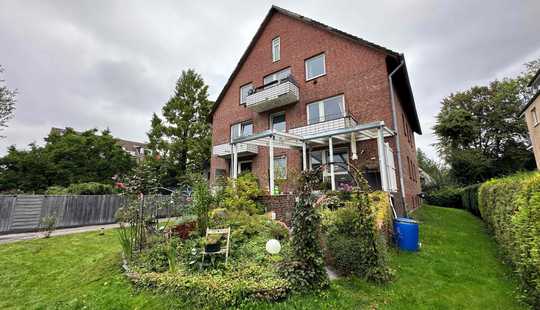 Bild von Solides, voll vermietetes Mehrfamilienhaus mit 6 Garagen
