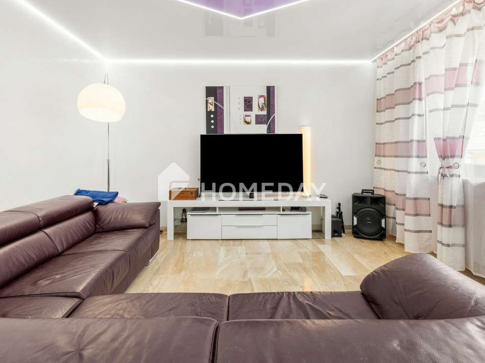 1. OG Wohnzimmer 1
