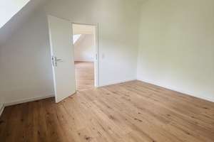 Helle 2-Zimmer-Dachgeschosswohnung im Krefelder Süden – Spinnereistr. 20, 47805 Dießem/Lehmheide, Krefeld – Vorschaubild 13