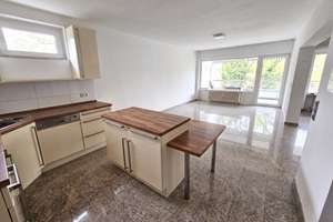 Kapitalanlage in Köln Bickendorf - Drei-Zimmer Wohnung mit überdachtem Balkon und Stellplatz – 50827 Bickendorf, Köln – Vorschaubild 3