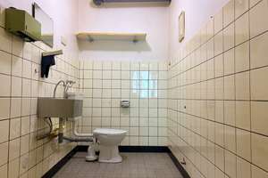 Wohn- und Geschäftshaus mit vielfältigen Entwicklungsmöglichkeiten – Die vollständige Adresse der Immobilie erhältst du vom Anbieter., 79274 Sankt Märgen – Vorschaubild 6