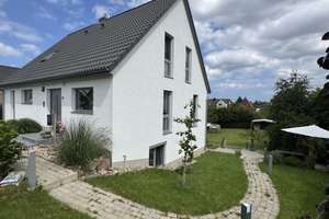 Modernes Wohnhaus mit Souterrainwohnung – Die vollständige Adresse der Immobilie erhältst du vom Anbieter., 24235 Laboe – Vorschaubild 3