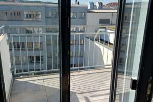 Panoramablick! Wunderschöne, helle und gemütliche Wohnung mit Terrasse und Balkon in der Innenstadt! – Bahnhofstraße 61/63, 66111 St. Johann, Saarbrücken – Vorschaubild 4