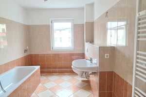 Freundliche 3-Zimmer Wohnung mit TOP Einbauküche und Balkon – Wedringer Straße 13a, 39124 Magdeburg – Vorschaubild 4