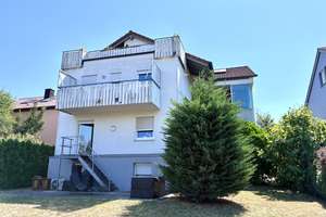 5-Familien-Haus in Randlage