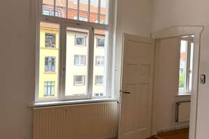 Linden-Mitte: Altbautraum mit 4 Zimmern, Wohnküche und 2 Balkonen – Haasemannstraße 12, 30449 Linden-Mitte, Hannover – Vorschaubild 5
