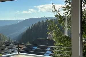 Lichtdurchflutete 2-Zimmer-Wohnung mit Balkon und einer wunderschönen Aussicht – 78144 Schramberg – Vorschaubild 3
