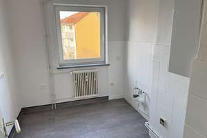 Frisch renoviert & einzugsbereit: Helle, moderne Wohnung mit Balkon und Tageslichtbad – Lessingstr. 10, 38226 Lebenstedt, Salzgitter – Vorschaubild 13