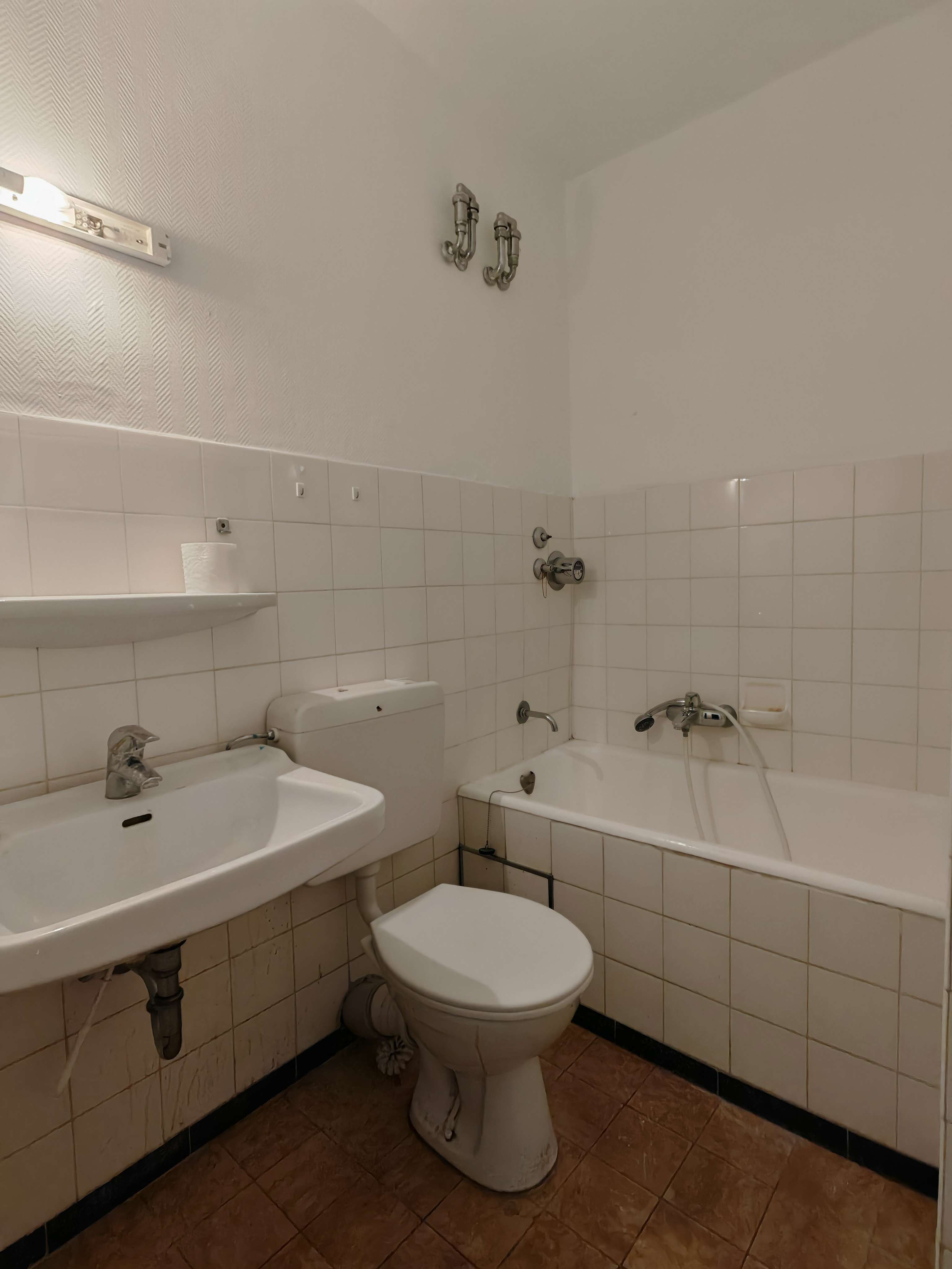 Ihr neues Zuhause zum Verwirklichen – 3-ZKB mit Balkon und Potenzial, München – Bild 3