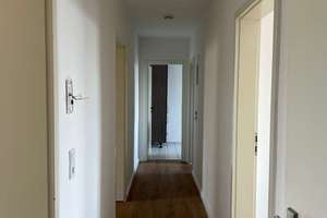 Helle 3-Zimmer-Wohnung mit Südbalkon und Einbauküche – 39112 Sudenburg, Magdeburg – Vorschaubild 3