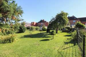 Charmante Doppelhaushälfte auf Erbpachtgrund mit großem Garten und Gestaltungspotenzial – Die vollständige Adresse der Immobilie erhältst du vom Anbieter., 23560 Moisling, Lübeck – Vorschaubild 4
