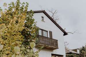 Einfamilienhaus mit Ausbaupotenzial – Die vollständige Adresse der Immobilie erhältst du vom Anbieter., 64625 Bensheim – Vorschaubild 1