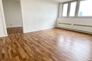 Außergewöhnlicher Ausblick! 2 Zimmerwohnung in "luftiger Höhe"! – Graeffstr. 1, 50823 Neuehrenfeld, Köln – Vorschaubild 9