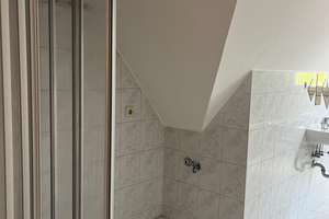 Wohnen mit besonderem Charme – 4-Raum-Maisonette in historischer Villa – Eisenacher Str. 3, 8525 Syratal, Plauen – Vorschaubild 12