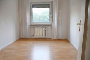 Attraktives großzügiges Zweifamilienhaus im Bauhausstil in Darmstadt-Arheilgen – Die vollständige Adresse der Immobilie erhältst du vom Anbieter., 64291 Arheilgen, Darmstadt – Vorschaubild 15