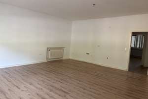 Zentrale Lage in Köln Kalk, Lichtdurchflutete 2 Zi. Whg. 75qm, Bad mit Dusche – Kalker Hauptstraße 180, 51103 Kalk (Ortsteil), Köln – Vorschaubild 3