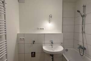 Helle 3-Zimmer-Wohnung mit Balkon in München - Karl-Marx-Ring – Karl-Marx-Ring 154, 81737 Neuperlach, München – Vorschaubild 9