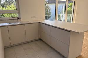 Premium-Wohnen in idyllischer  4-Zi.-Wohnung in Wiesbaden-Biebrich – Die vollständige Adresse der Immobilie erhältst du vom Anbieter., 65203 Biebrich, Wiesbaden – Vorschaubild 5