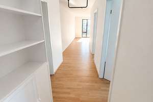Moderne 4-Zimmer-Wohnung in Berlin-Wilmersdorf - ca. 97 m², 6. OG, inkl. Einbauküche, 2 Bäder – Die vollständige Adresse der Immobilie erhältst du vom Anbieter., 10715 Wilmersdorf, Berlin – Vorschaubild 6