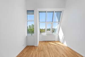 Wohnerlebnis mit bis zu 4 m Deckenhöhe – Dachterrasse & Alpenblick – Die vollständige Adresse der Immobilie erhältst du vom Anbieter., 81829 Messestadt Riem, München – Vorschaubild 6