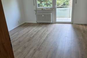 Tolle  4 Zimmer Wohnung in Heidelberg  /  Handschuhsheim in bester  ruhiger Lage mit großem Balkon  – Hilzweg 27, 69121 Handschuhsheim, Heidelberg – Vorschaubild 11