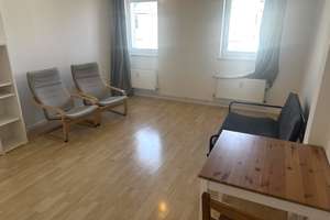 2-Zimmer Dachgeschosswohnung mit Durchgangszimmer ohne Aufzug in Berlin Wedding -U-Bahn Pankstr. – Die vollständige Adresse der Immobilie erhältst du vom Anbieter., 13357 Gesundbrunnen, Berlin – Vorschaubild 1