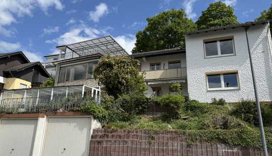 Bild von Großzügiges Einfamilienhaus mit herausragendem Panoramablick 