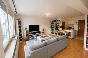 Helle 2-Zimmer-Wohnung mit großzügigem Balkon und Tiefgaragenstellplatz – attraktive Kapitalanlage – Die vollständige Adresse der Immobilie erhältst du vom Anbieter., 40476 Derendorf, Düsseldorf – Vorschaubild 4