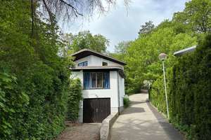 ARCHITEKTENVILLA GAUTING: SONNIGER SÜDHANG, IDYLLISCHER GARTEN & EINZIGARTIGES ENTWICKLUNGSPOTENTIAL – Die vollständige Adresse der Immobilie erhältst du vom Anbieter., 82131 Gauting – Vorschaubild 6